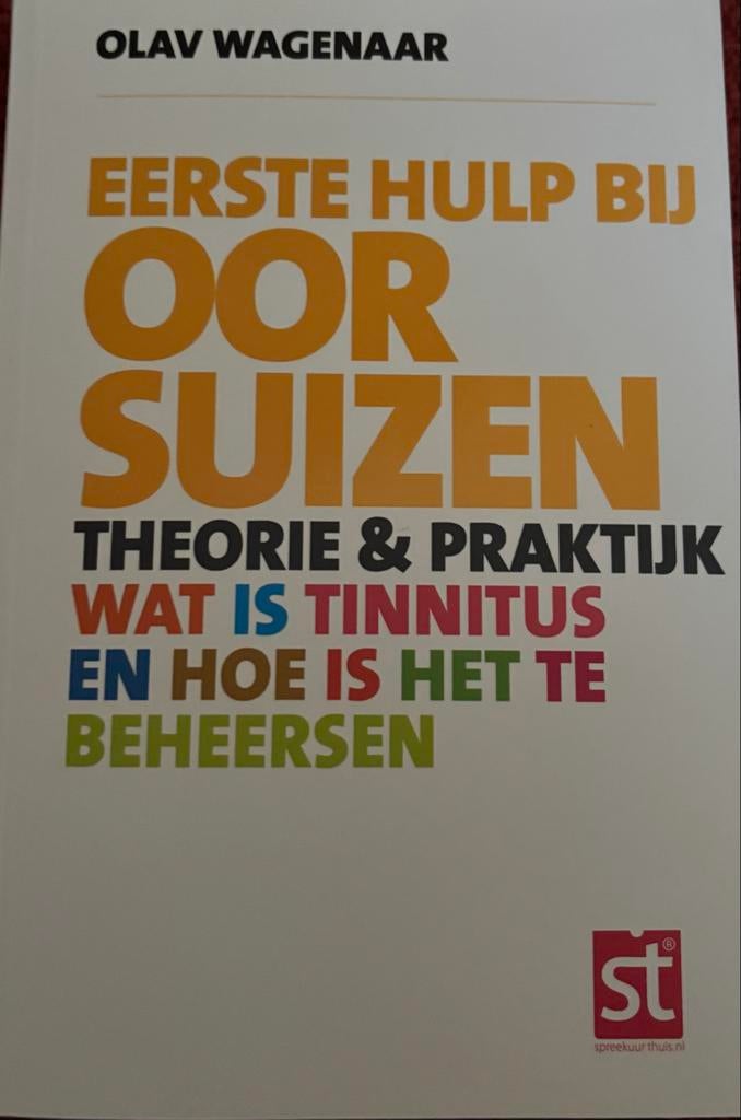 Eerste hulp bij oorsuizen - Olav Wagenaar, Boeken, Ophalen of Verzenden, Zo goed als nieuw, Gezondheid en Conditie