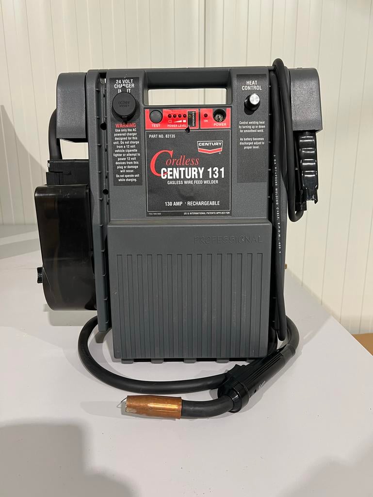 Century 131 Gasless Draad Lasapparaat- Nieuw, Ophalen, Nieuw, Minder dan 150 ampère, Overige typen