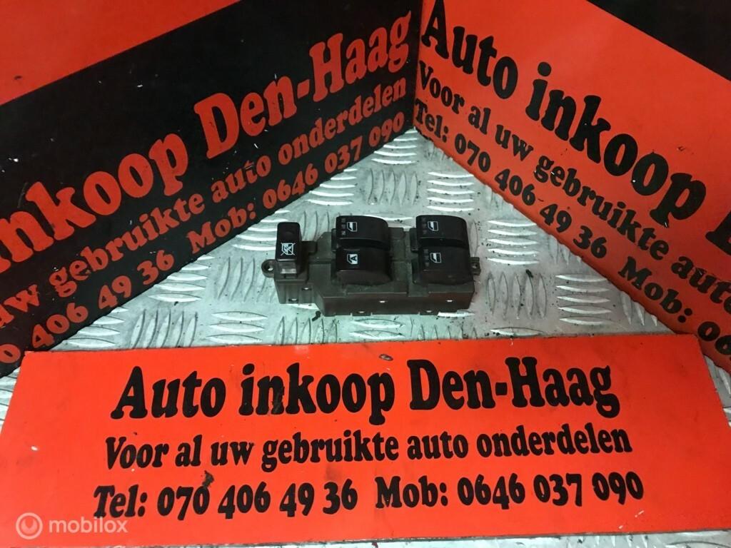 Subaru Justy ('07-'11) Elec.raamschakelaar Links, Ophalen of Verzenden, Gebruikt