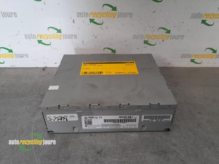 Radio module van een Audi A4, Gebruikt, -, -, Audi