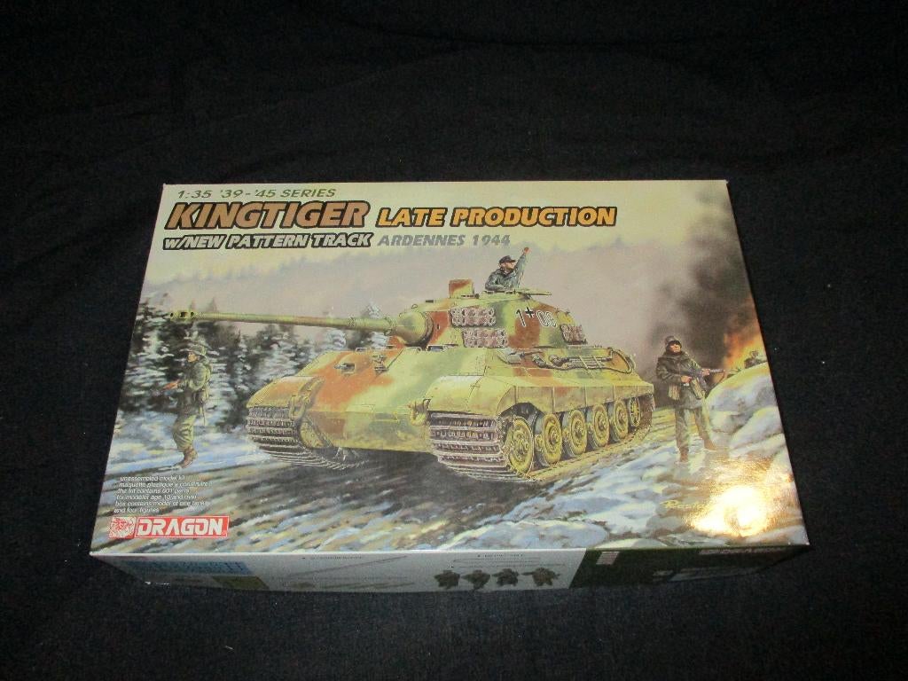 D-494,DRAGON 1-35,NO,6232,King Tiger Late Production Ardenne, Overige merken, 1:32 tot 1:50, Overige typen, Nieuw
