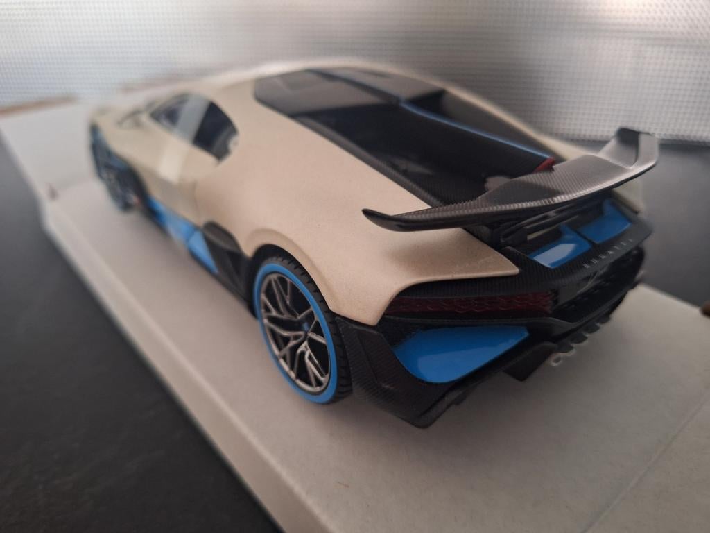 Bugatti Divo Schaal 1:24, Maisto, Auto, Nieuw, Ophalen of Verzenden
