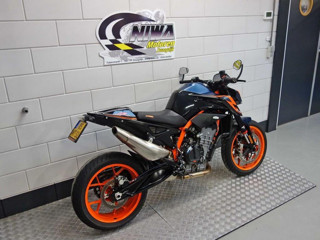 KTM 890 DUKE R - foto 3