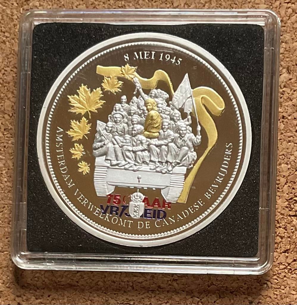 Penning - Amsterdam Canadese Bevrijders -75 JAAR VRIJHEID., Ophalen of Verzenden, Overige materialen, Nederland