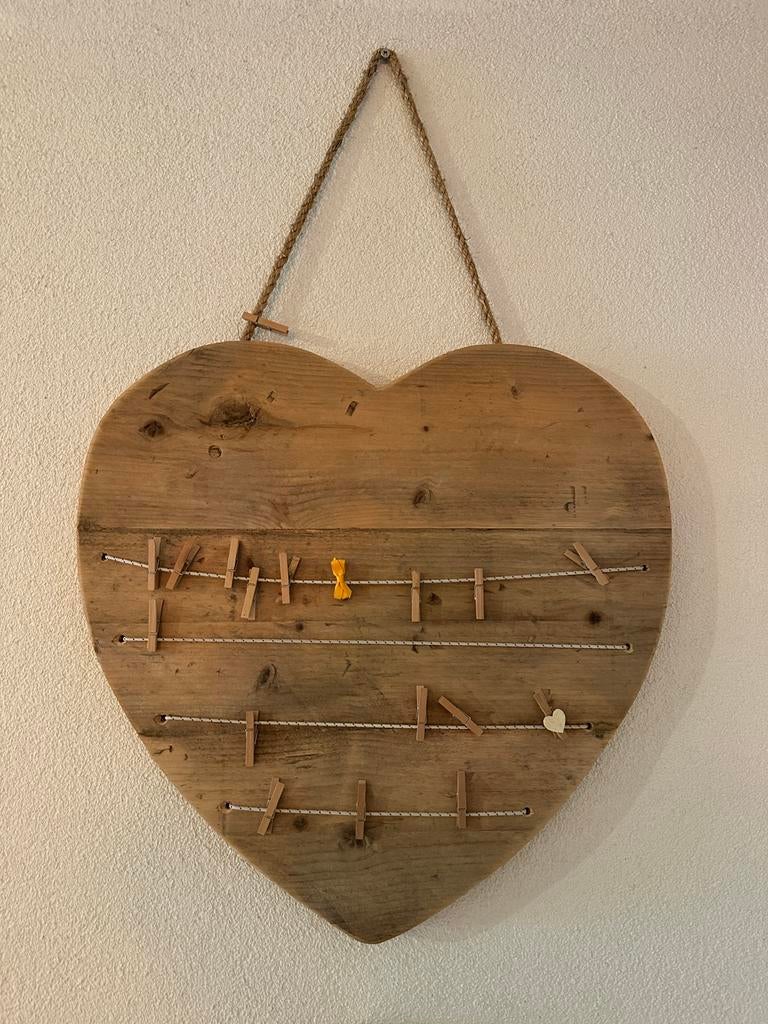 Steigerhouten hart, Ophalen, Zo goed als nieuw