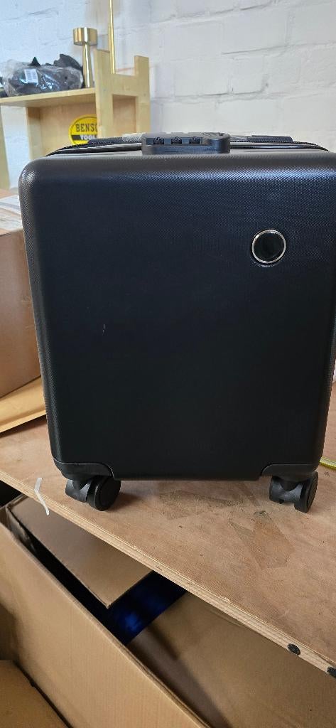 handbagage koffer 24L NIEUW ongebruikt in doos, Sieraden, Tassen en Uiterlijk, Koffers, Hard kunststof, Nieuw, Minder dan 50 cm