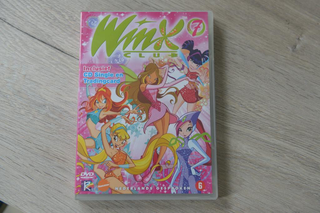 WINX CLUB 7 inclusief CD single met Magic Winx 2DVDbox, Verzenden, Boxset, Zo goed als nieuw, Alle leeftijden