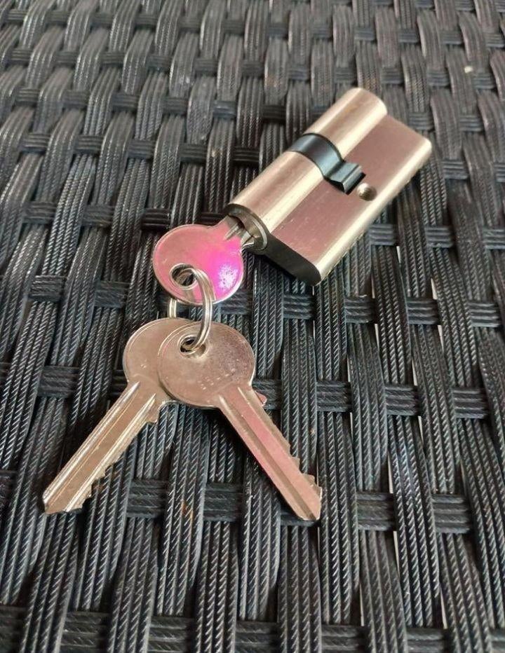 Cilinderslot met 3 sleutels (nieuw), Ophalen of Verzenden, Nieuw, Rvs, Slot