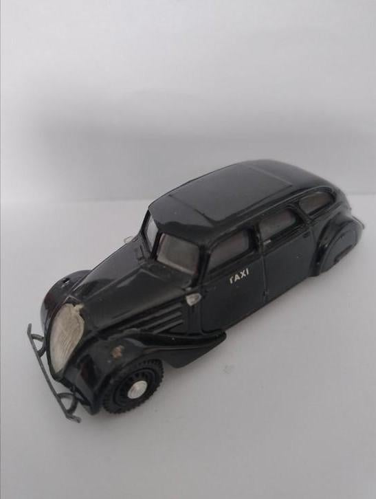 🔴 Peugeot 402  TAXI modelletje 1/43, Ophalen of Verzenden, Zo goed als nieuw, Auto, Overige merken