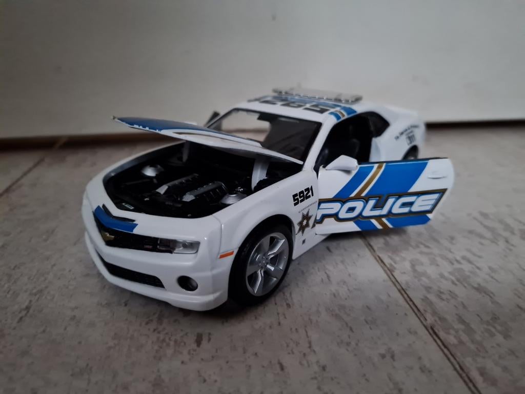 Maisto 2010 Chevrolet Camaro Politie Auto 1/24, Ophalen of Verzenden, Zo goed als nieuw, Auto, Maisto
