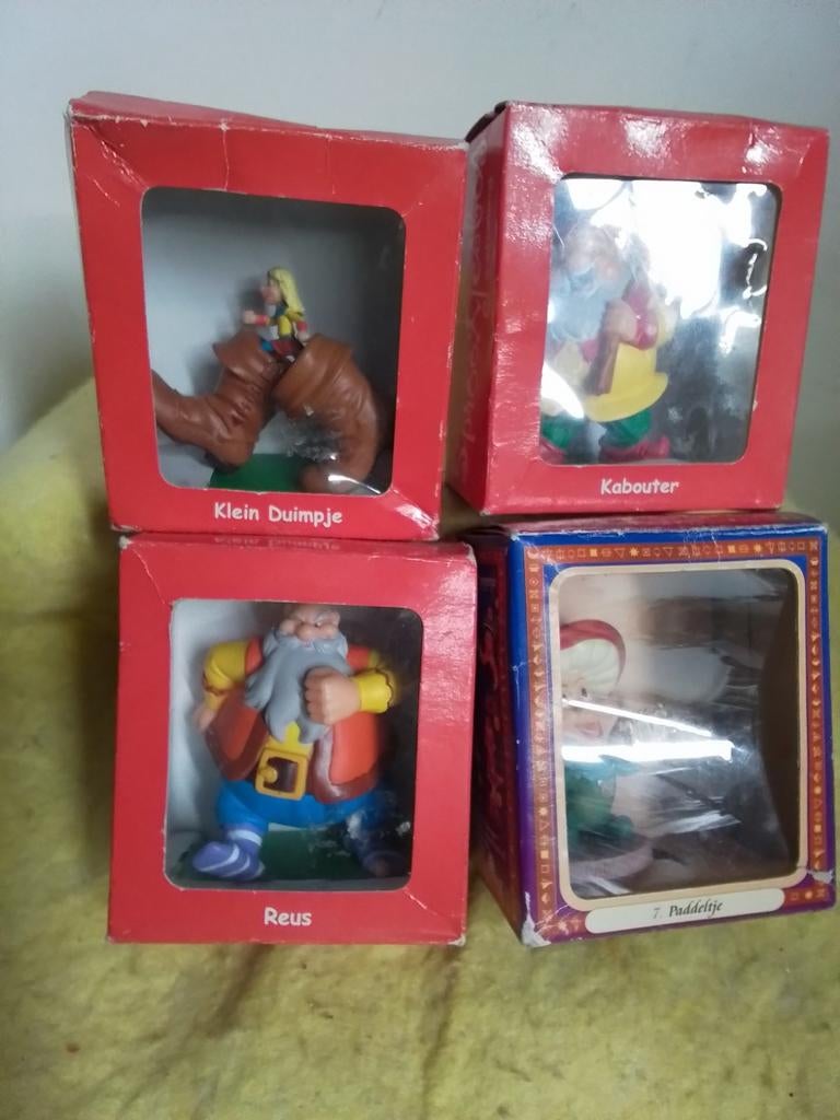 14786) 4 efteling figuren in doos, Ophalen of Verzenden, Zo goed als nieuw, Beeldje of Poppetje