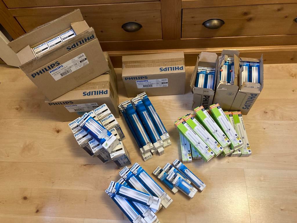 Philips en Osram lichtbronnen. (heel veel), Ophalen of Verzenden, Nieuw, Bipin of Steekvoet, Overige typen