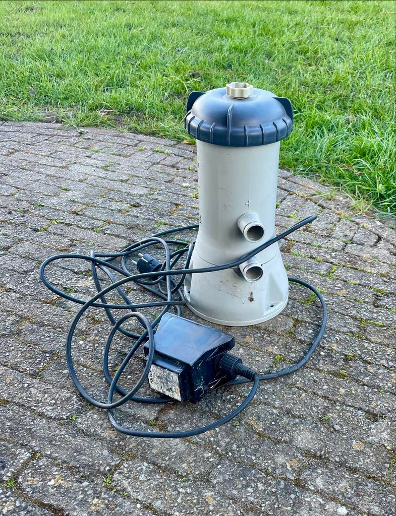 Intex zwembad filterpomp - 638G, Ophalen, Gebruikt, Zwembadpomp