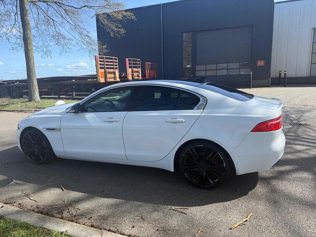 Jaguar XE 2.0 D Pure eerste eigenaar automaat, Auto's, Jaguar, Automaat, Achterwielaandrijving, Euro 6, 4 cilinders