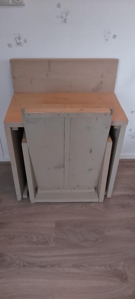Kinder bureau, Ophalen, Gebruikt, Tafel(s) en Stoel(en)