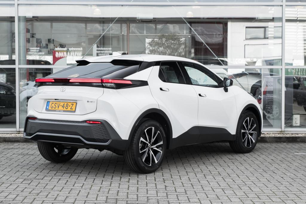 Toyota C-HR 1.8 Hybrid 140 Dynamic, Stof, Euro 6, 4 cilinders, Parkeersensor