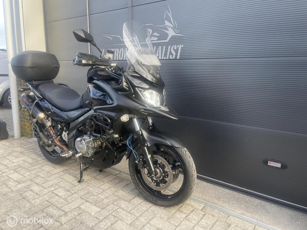 Suzuki V-Strom DL 650 ABS Black Rhino, Akrapovic & vol optie, Motoren, Motoren | Suzuki, Bedrijf, Meer dan 35 kW, Toermotor, Traction Control