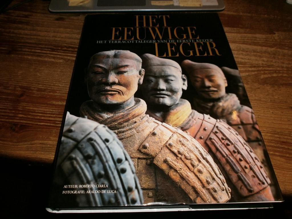 terracotta leger van de eerste keizer erg mooi boek veel afb, Ophalen of Verzenden, Nieuw