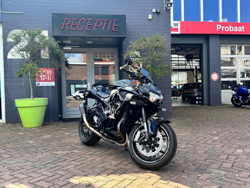 Kawasaki Z H2 volledig Akrapovic uitlaatsysteem zh2, 4 cilinders, Motorrijbewijs A, Handvatverwarming, Particulier