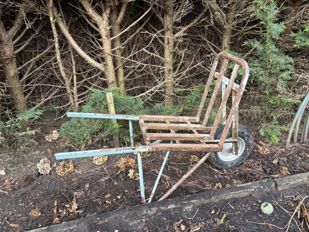 Robuuste Stenenkruiwagen - Ideaal voor zwaar werk, Tuin en Terras, Ophalen, Gebruikt, Handmatig, Eenwielig