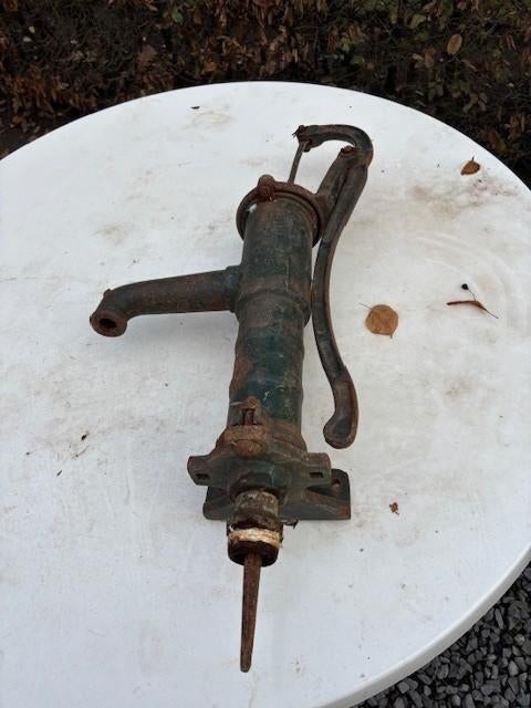 Oude gietijzeren weide pompen, Tuin en Terras, Ophalen, Gebruikt, Handmatig, Overige typen