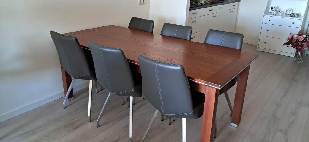 Uitschuifbare eetkamer tafel model Temrai kersen 190 x 88 cm, Ophalen, Gebruikt, Klassiek, 200 cm of meer