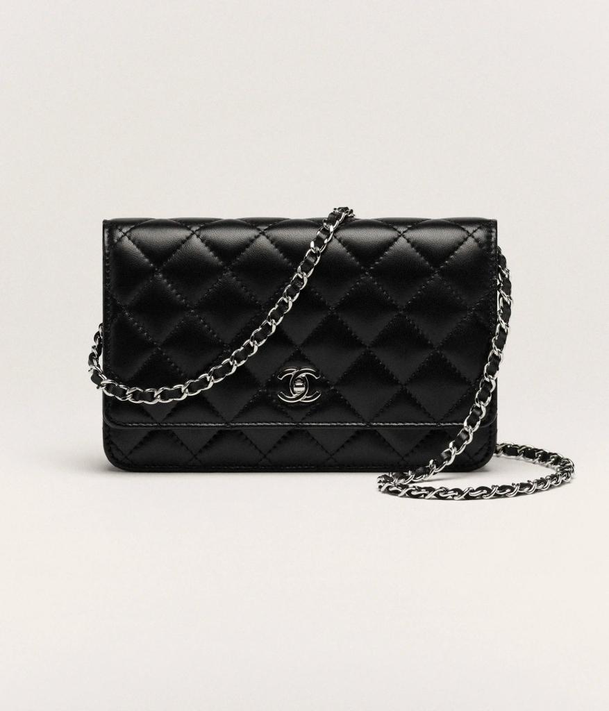 Chanel - Klassieke wallet on chain, https://www.elliott.org/company-contacts/chanel-customer-service-contacts/?utm_source=chatgpt.com