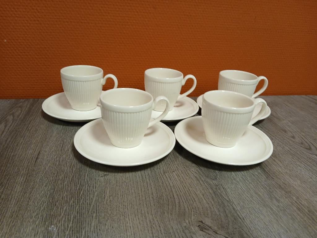 wedgwood windsor, Huis en Inrichting, Keuken | Servies, Ophalen of Verzenden, Zo goed als nieuw, Wedgwood, Kop(pen) en/of Schotel(s)