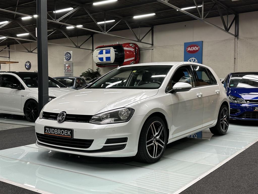 Volkswagen Golf 1.2 TSI Cruise! Clima! Nette Auto!, Gebruikt, 4 cilinders, Wit, Bedrijf