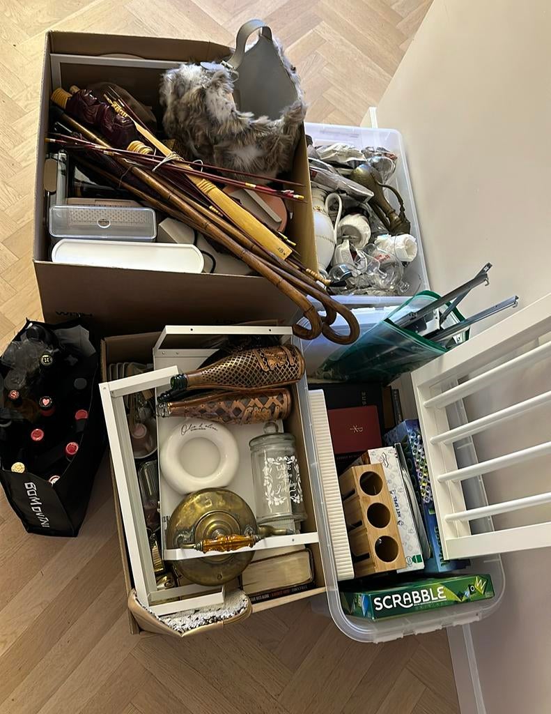 NU WEG 4 dozen Antiek, servies, boeken,enz. Waarde ruim €400, Diversen, Rommelmarktspullen, Ophalen, Zo goed als nieuw