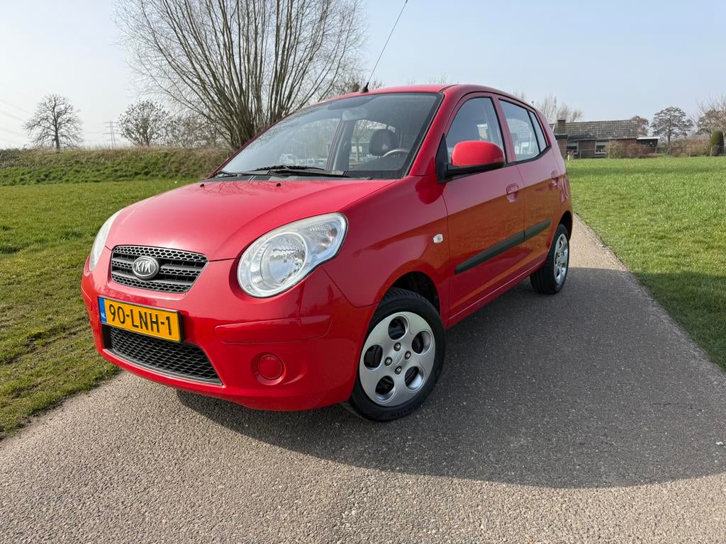 Kia Picanto 1.0 2010 Rood nw apk half leer!!!, Auto's, Kia, 4 cilinders, 400 kg, Origineel Nederlands, Bedrijf