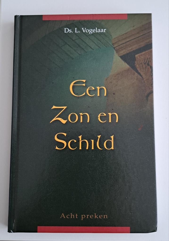 L. Vogelaar - Een Zon en Schild, Ophalen of Verzenden, Zo goed als nieuw, L. Vogelaar