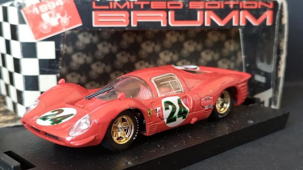Ferrari 330 P4 Daytona 1967 Scarfio 1:43 Brumm Italy Pol, Overige merken, Auto, Verzenden, Zo goed als nieuw
