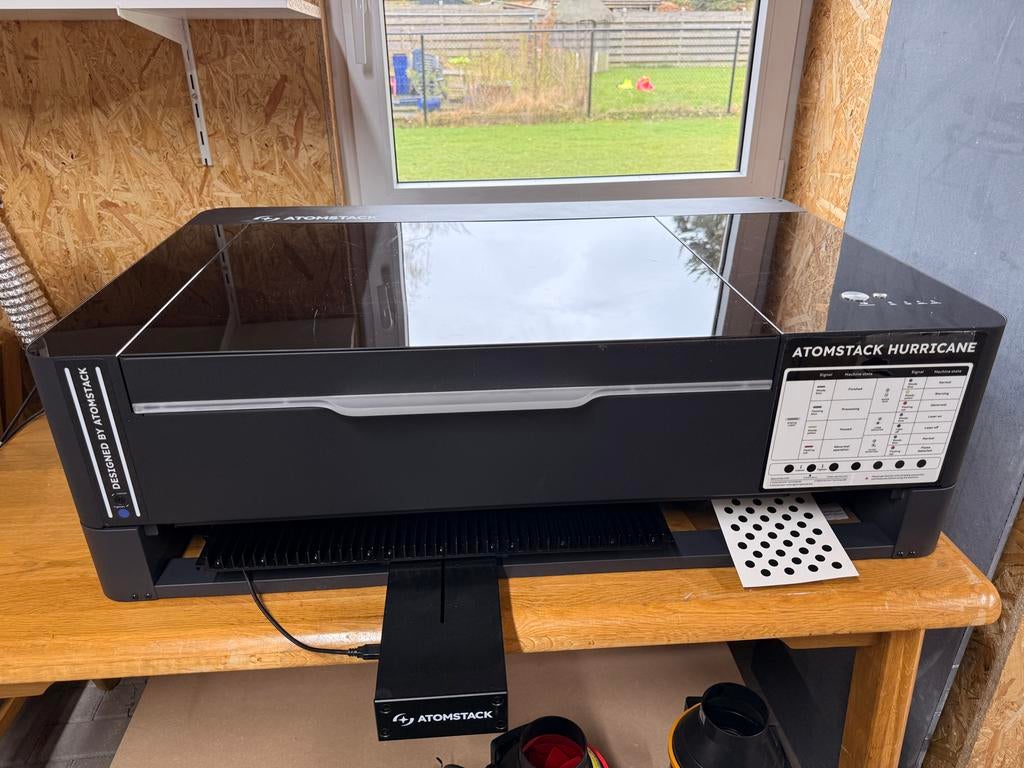 Atomstack Hurricane CO2 55W lasergraveerder met garantie, Ophalen, Support@atomstack.com, Gebruikt, Shenzen china atomstack