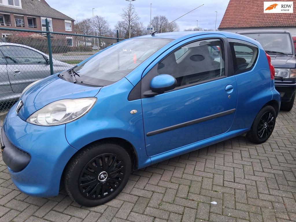 Peugeot 107 1.0-12V XR, Voorwielaandrijving, Stof, Gebruikt, Zwart