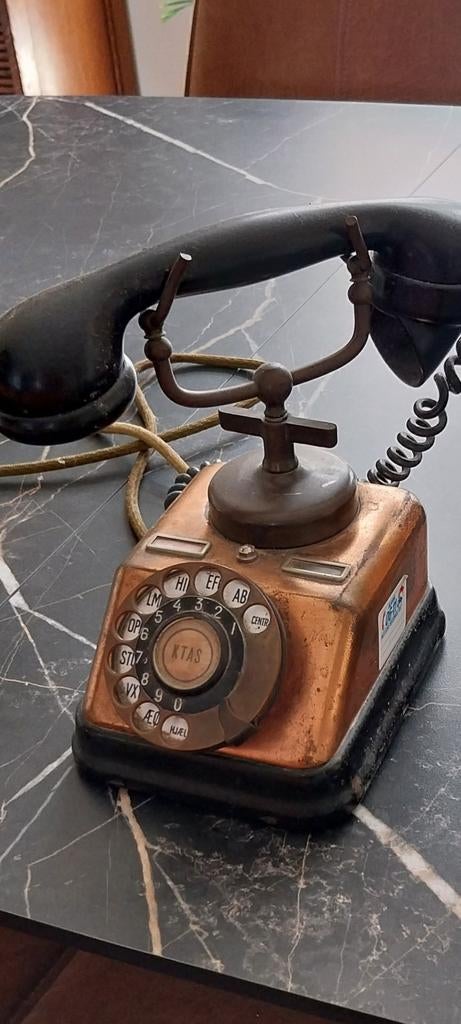 Antieke draaischijftelefoon met bakelieten hoorn, Ophalen of Verzenden