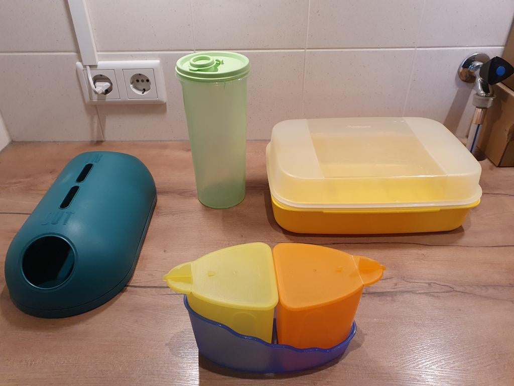 Tupperware houder draagtassen, beker, variadoos gr, roomstel, Ophalen of Verzenden, Zo goed als nieuw, Overige typen