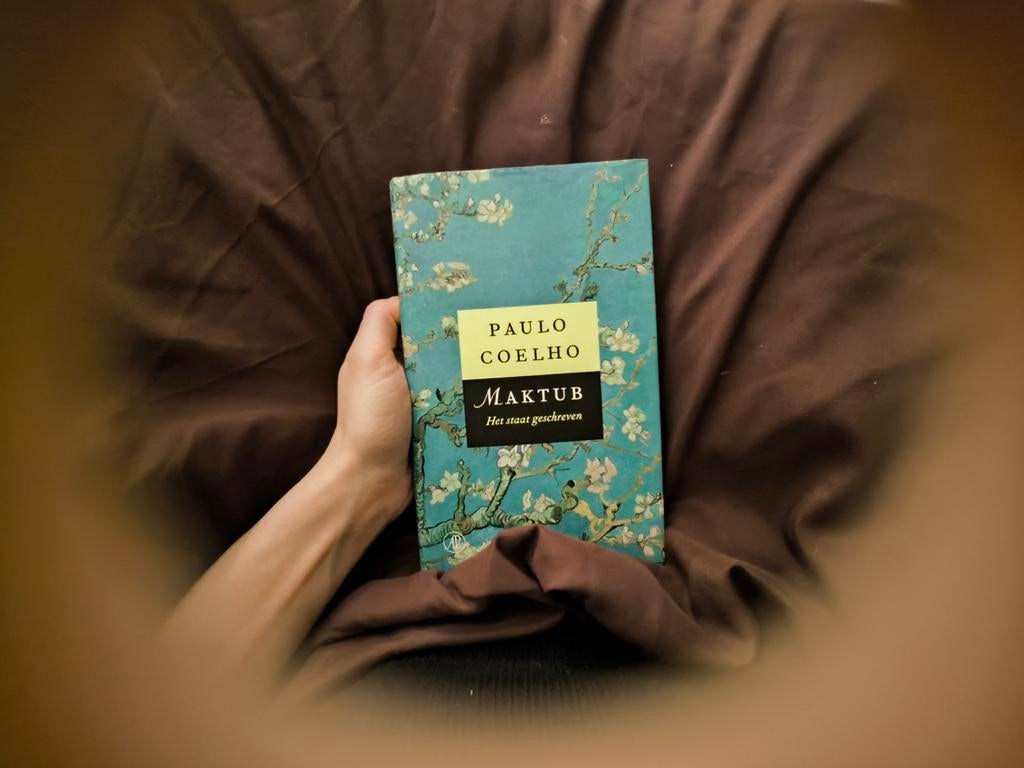 Paulo Coelho - Maktub, Ophalen of Verzenden, Zo goed als nieuw, Paulo Coelho