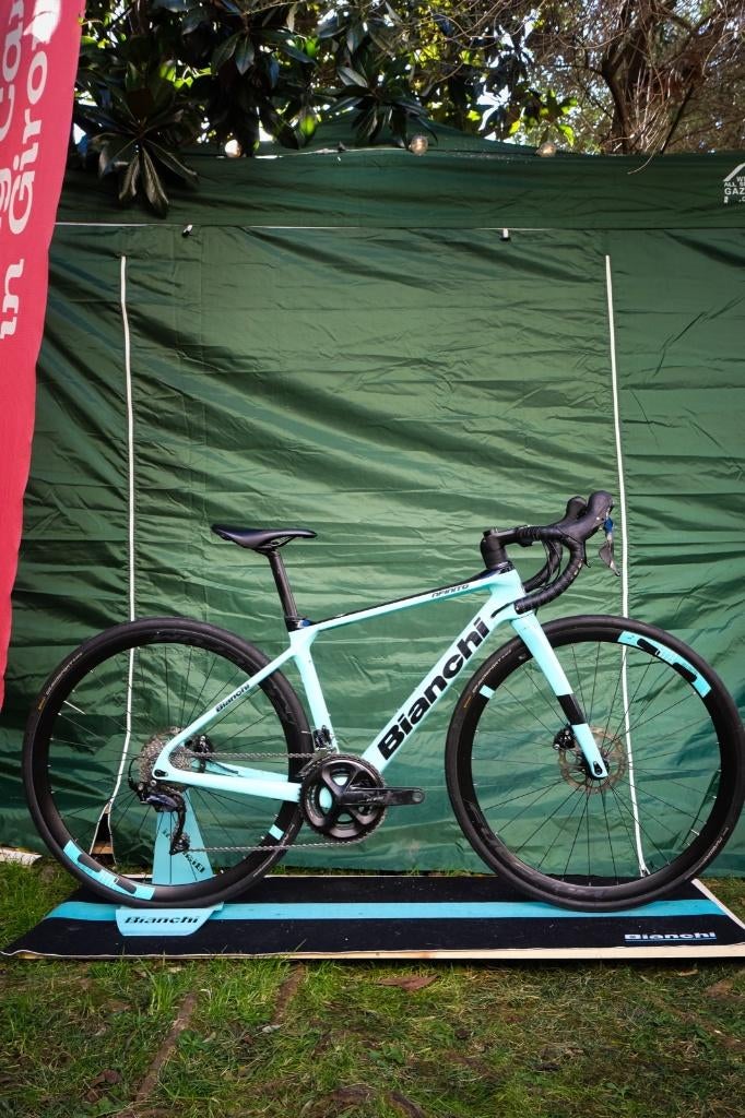 Bianchi Infinito 47 XE 105 2024, 28 inch, Gebruikt, Carbon, Heren