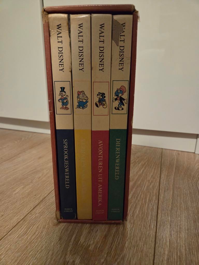 De wonderen wereld van Walt Disney 4 delen jaren 70, Ophalen of Verzenden