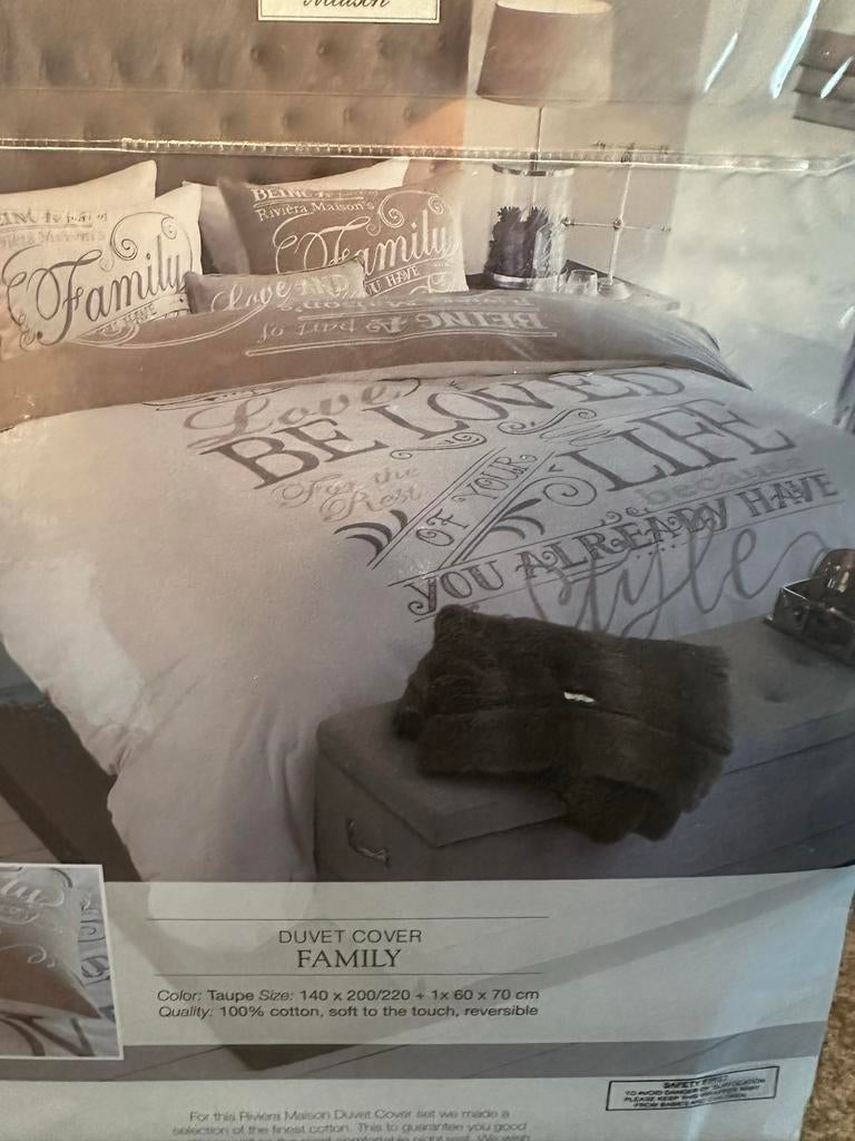 Riviera Maison Dekbedovertrek Family Taupe 140x200/220, Huis en Inrichting, Dekbedovertrek, Nieuw, Ophalen of Verzenden, Overige kleuren