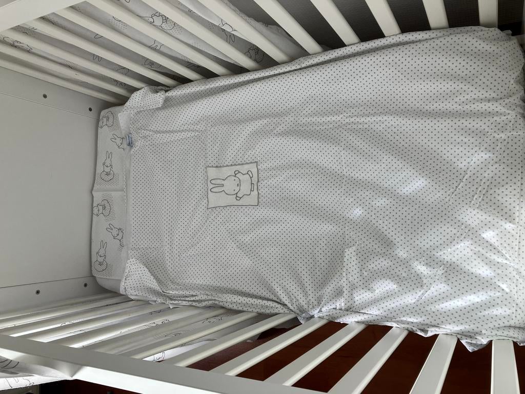 NIJNTJE dekbedovertrek ledikantje 2 st 👶🏻🛏️ 🐰, Ophalen, Jongetje of Meisje, Wit, Dekbedovertrek