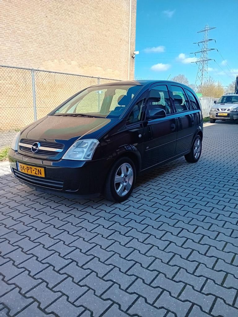 MOOIE GOEDRIJDENDE OPEL MARIVA 1.6 HOGE INSTAP 2004 206000KM, Auto's, Bedrijf, Te koop