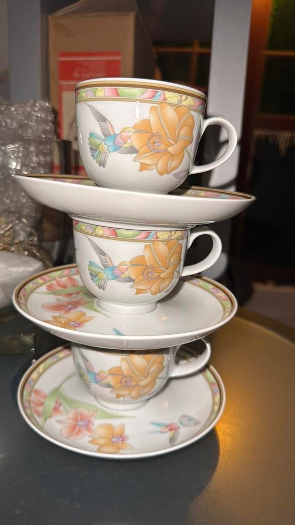 Hutschenreuther Galleria. Oa Ontbijtbordjes, suikerpot., Antiek en Kunst, Ophalen of Verzenden