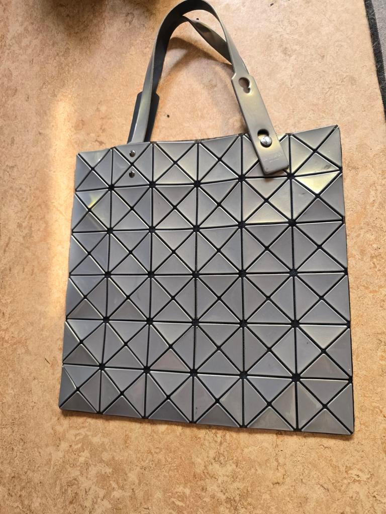 Bao Bao tas, Ophalen, Zo goed als nieuw