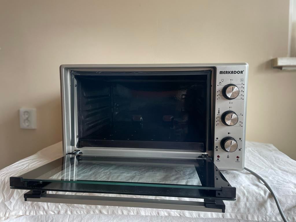 Merkador Vrijstaande Oven - Compact en Veelzijdig, Witgoed en Apparatuur, Ovens, Ophalen, Minder dan 45 cm, Zo goed als nieuw