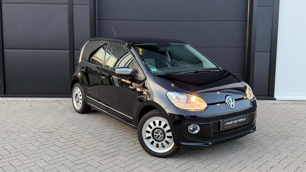 Volkswagen Up! Black Up! 1.0 | AIRCO | MAPS & MORE | LEDER, Voorwielaandrijving, Euro 5, Leder en Stof, Zwart