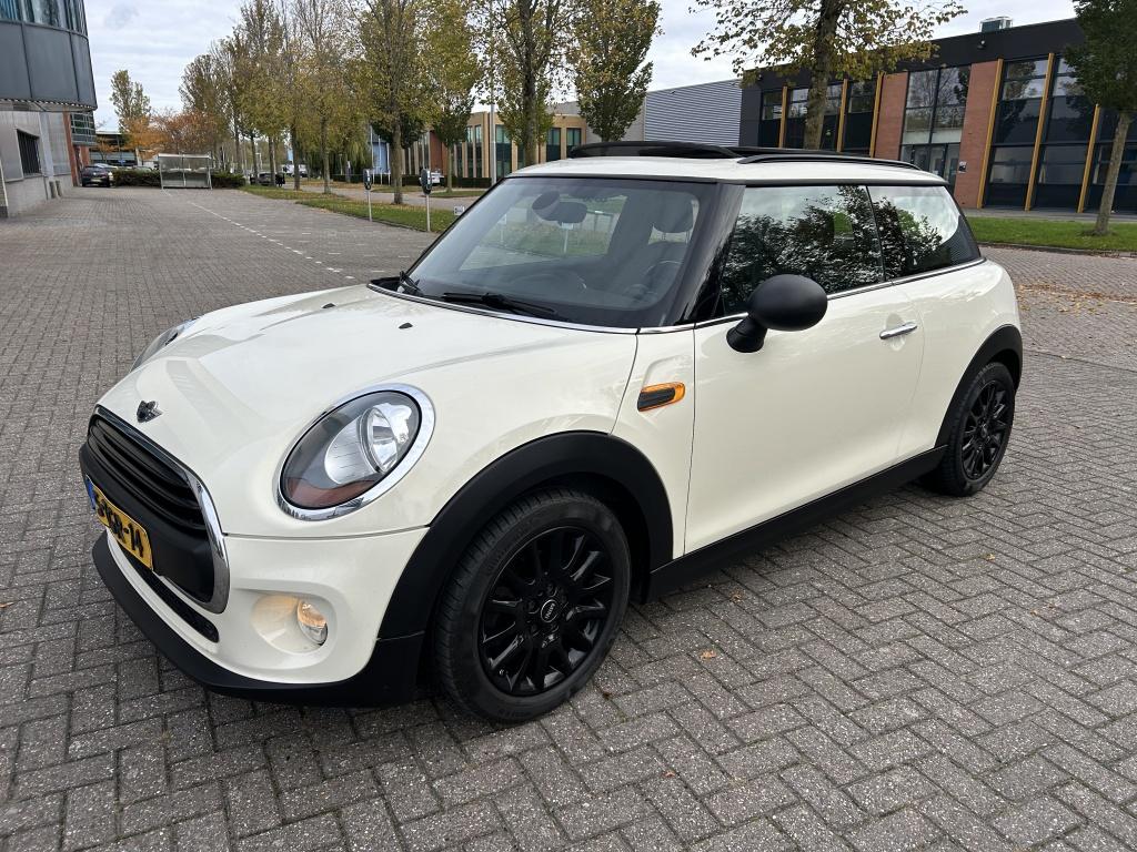MINI Mini 1.2 One Salt Bns. SCHUIF/KANTELDAK PDC NAVI CRUISE, Stof, Gebruikt, Euro 6, 1095 kg