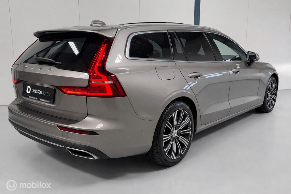 Volvo V60 2.0 T8 Twin Engine AWD Inscription PANO, Auto's, Automaat, Gebruikt, Adaptive Cruise Control, 4 cilinders
