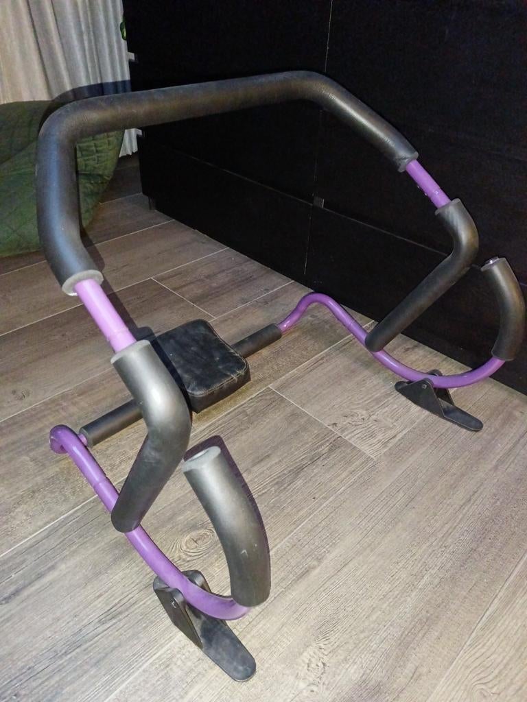 Ab trainer degelijke demonteerbare ab roller, Ophalen of Verzenden, Gebruikt, Buik, Overige typen